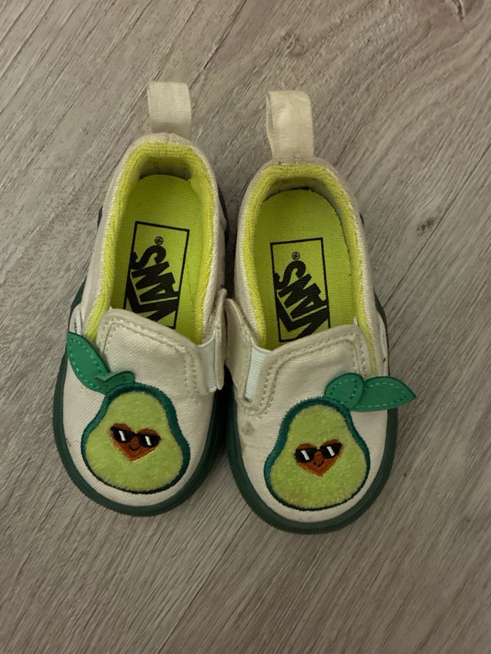 Vans Kids Cream Slip-On Sneakers with Green Avocado Patch
